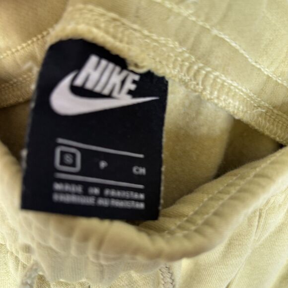Nike Sportswear Essential Fleece Pant - Picture 3 of 9